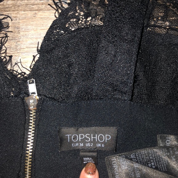 TOPSHOP | 2 | Black Lace Crop Top/Bralette - Picture 5 of 5